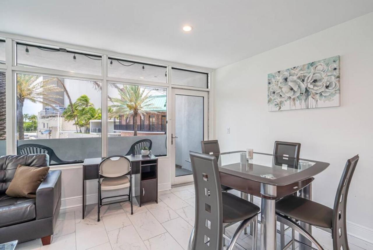 The Purple Pelican Beachfront With Ocean Balcony Unit 1 劳德代尔堡 外观 照片