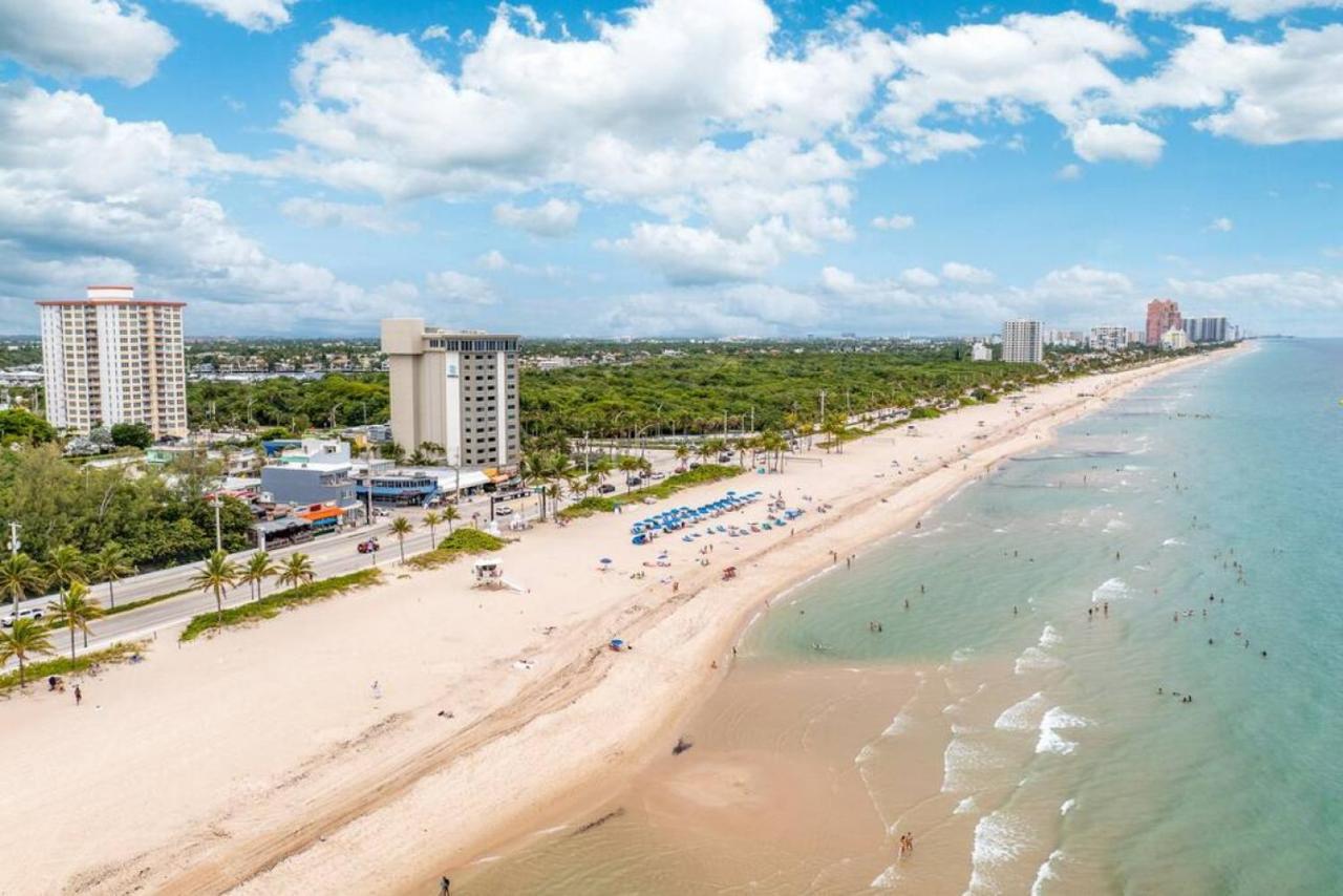 The Purple Pelican Beachfront With Ocean Balcony Unit 1 劳德代尔堡 外观 照片